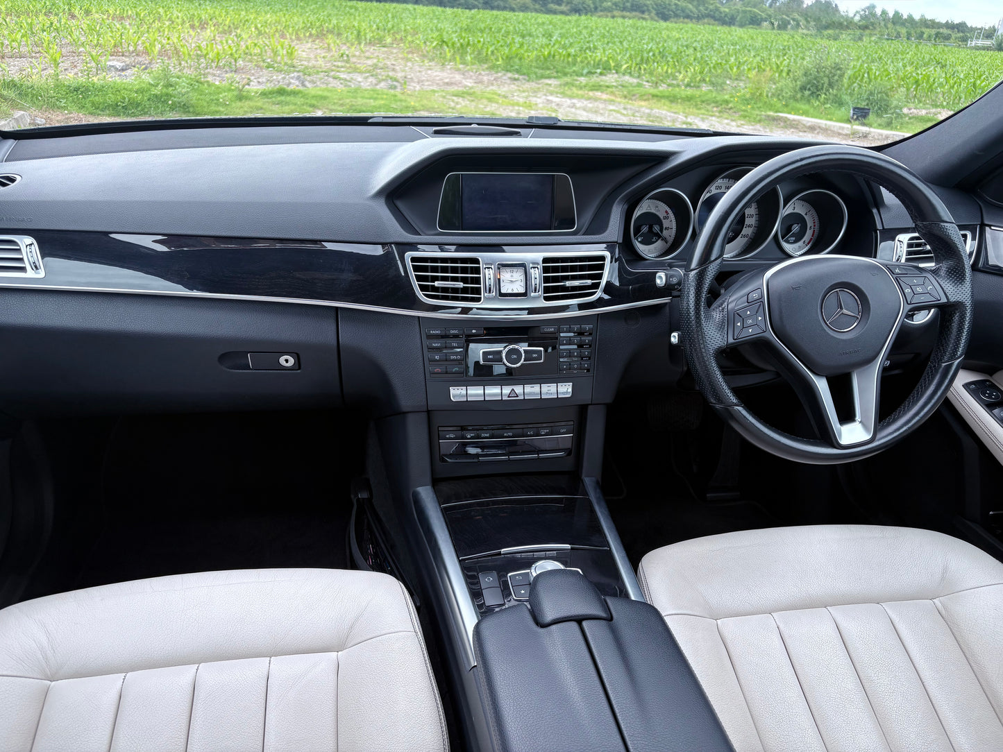 2014 Mercedes-Benz E200